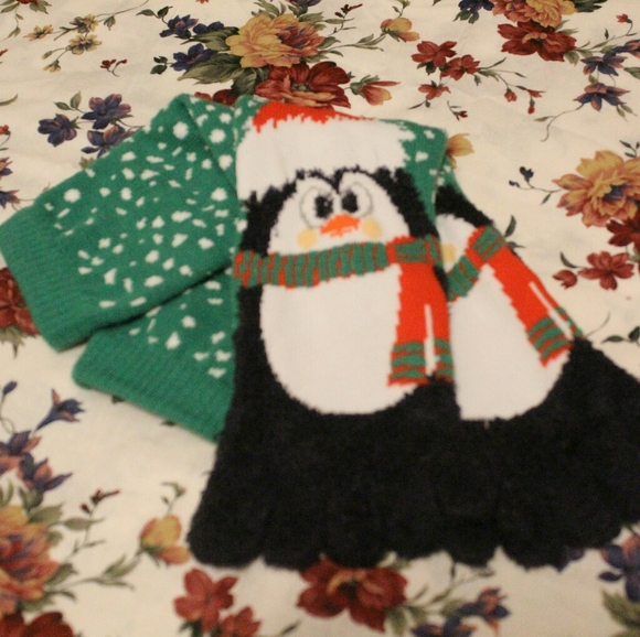 penguin toe socks(FREE in bundle)